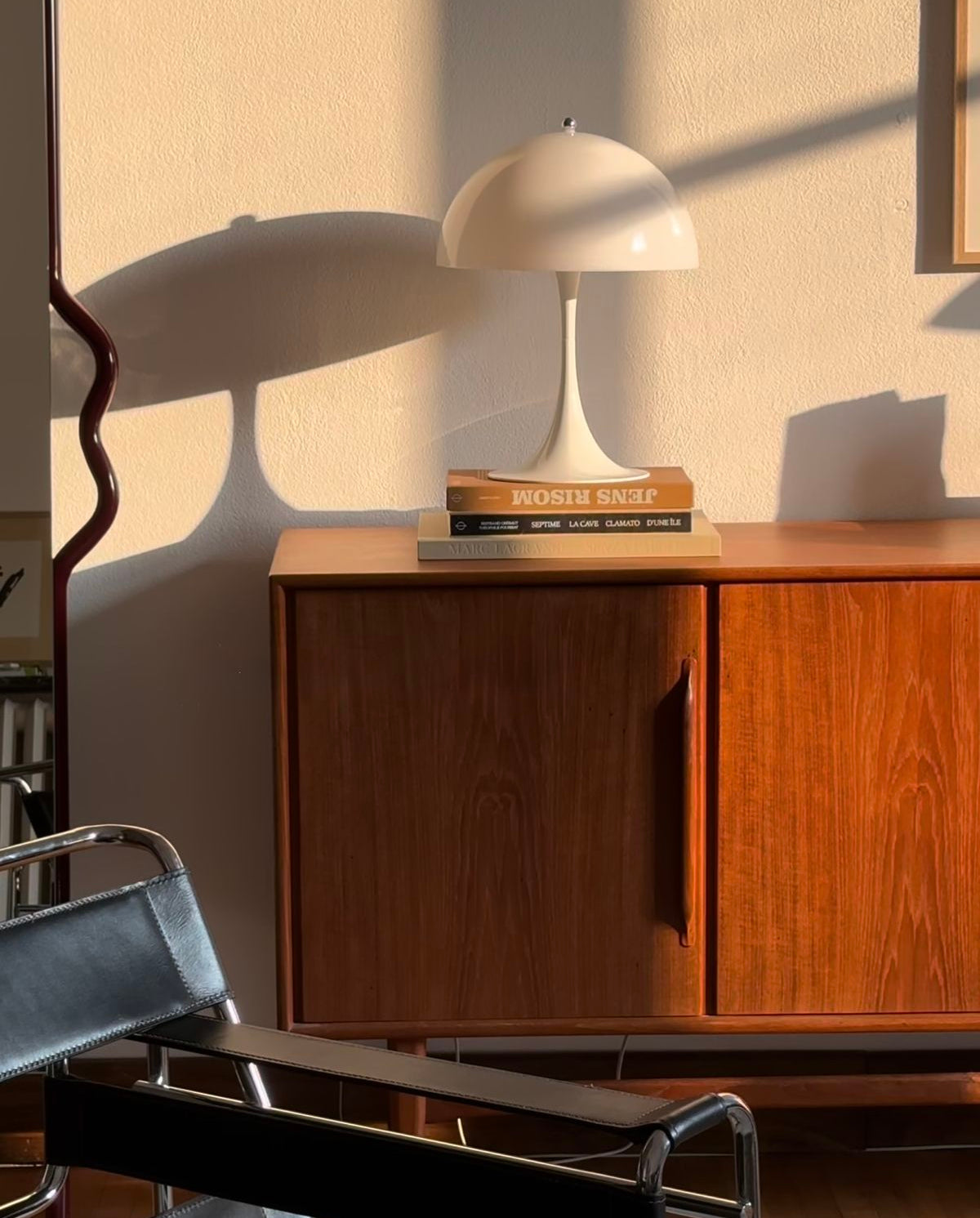 NERO | COLOUR-CHANGING LED LIGHT