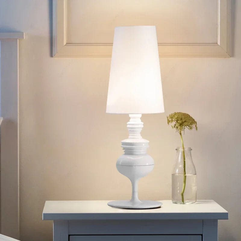 SAGGI | NORDIC MINIMALIST TABLE LAMP
