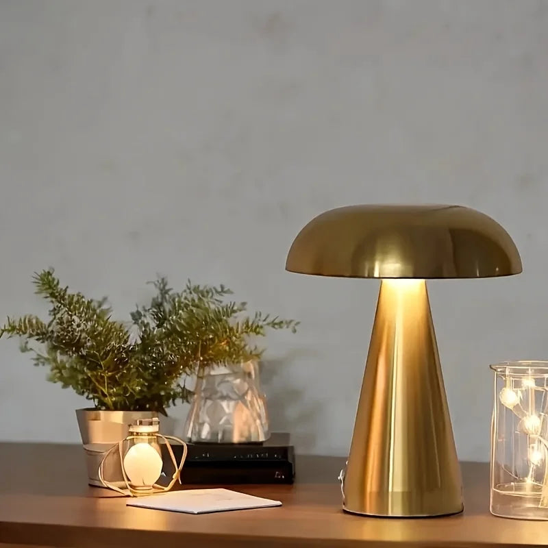 CALLISTO | COLOUR-CHANGING LED LIGHT
