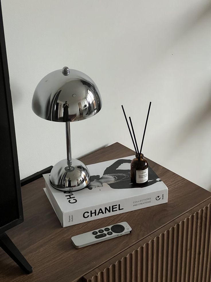 CHROME SILVER OMINA MODERN CHROME MUSHROOM TABLE LAMP